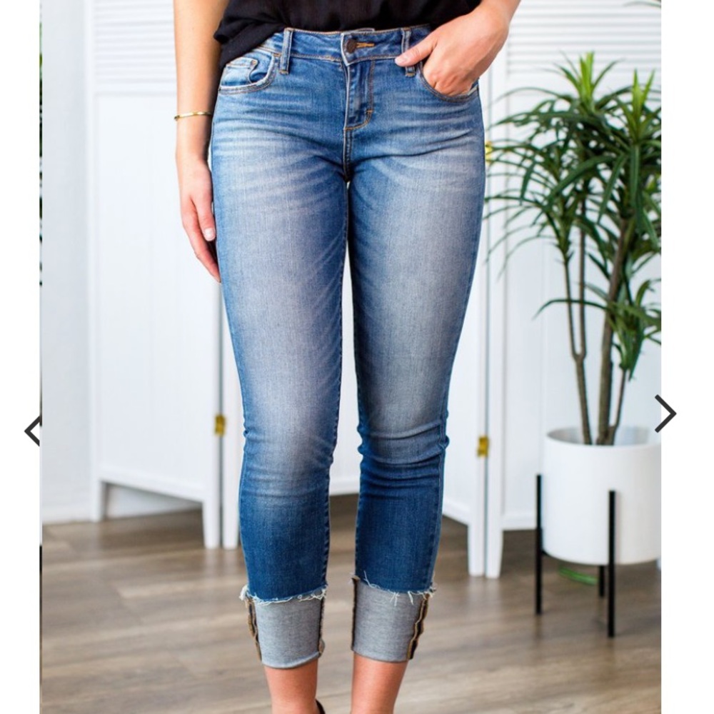 Amelia Skinny Jeans NWT